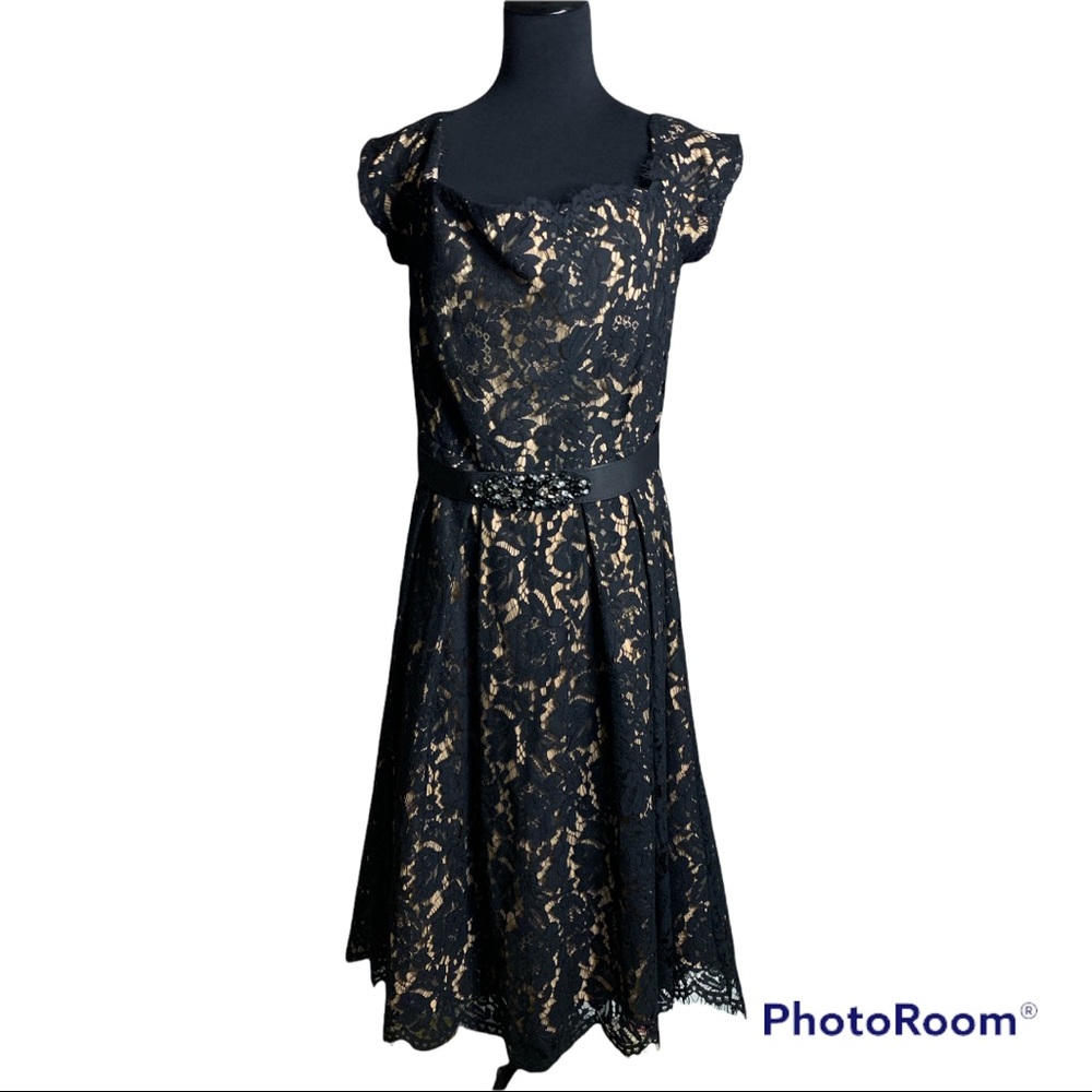 City Chic Lace Dress
